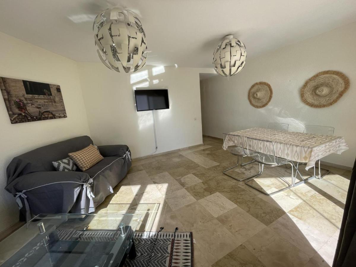 Homely Del Mar 5 Apartment